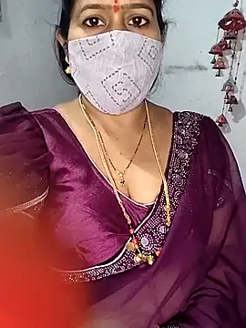 Snapshot of Rani_Darling_99 chatting on November 18, 5:05 pm Rani Darling 99 online show from November 18, 5:05 pm