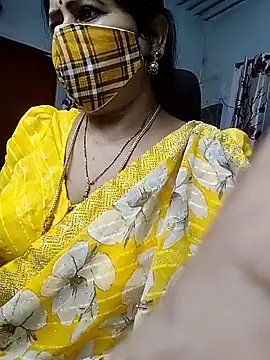 Snapshot of Rani_Darling_99 chatting on June 18, 4:12 pm Rani Darling 99 online show from June 18, 4:12 pm