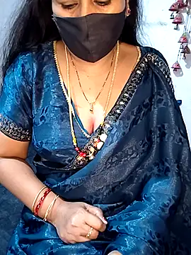 Snapshot of Rani_Darling_99 chatting on September 18, 1:25 pm Rani Darling 99 online show from September 18, 1:25 pm