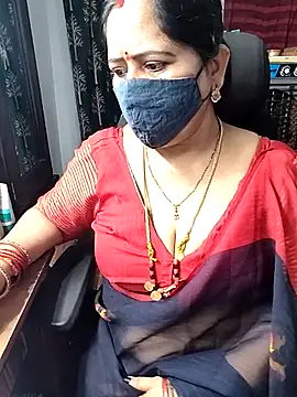Snapshot of Rani_Darling_99 chatting on July 21, 8:26 am Rani Darling 99 online show from July 21, 8:26 am