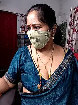 Snapshot of Rani_Darling_99 chatting on June 17, 3:11 pm Rani Darling 99 online show from June 17, 3:11 pm