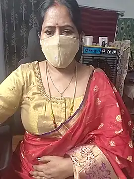 Snapshot of Rani_Darling_99 chatting on July 16, 4:04 pm Rani Darling 99 online show from July 16, 4:04 pm