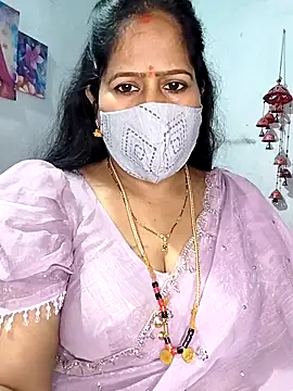 Snapshot of Rani_Darling_99 chatting on October 25, 3:34 pm Rani Darling 99 online show from October 25, 3:34 pm