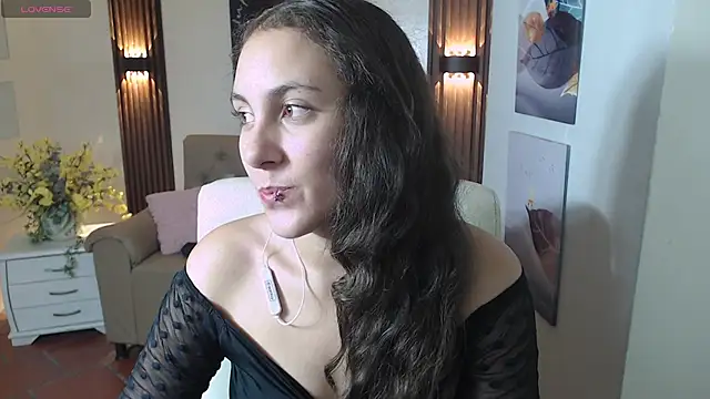 Snapshot of xlunna chatting on October 24, 7:35 pm xlunna online show from October 24, 7:35 pm