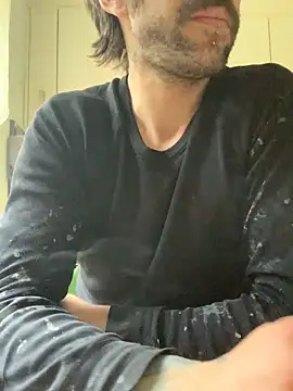 Snapshot of Natric24 chatting on December 17, 12:22 pm Natric24 online show from December 17, 12:22 pm