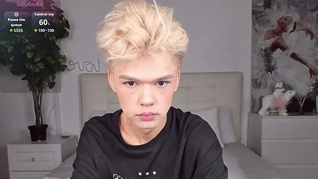 Felix Rey online show from December 17, 5:51 pm