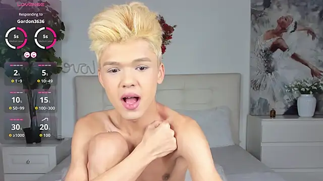 Snapshot of Felix_Rey chatting on November 25, 8:53 pm Felix Rey online show from November 25, 8:53 pm