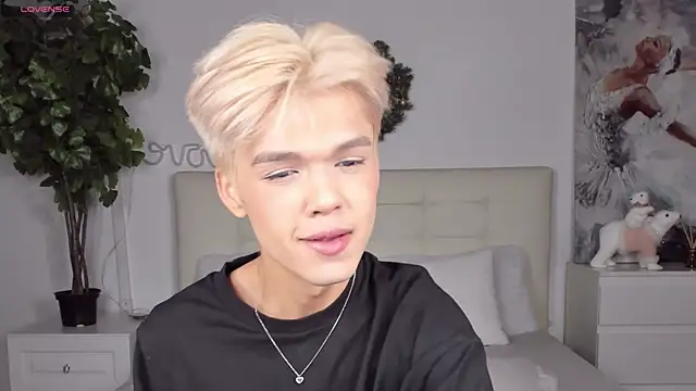 Felix Rey online show from December 16, 6:45 pm