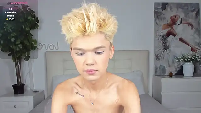 Snapshot of Felix_Rey chatting on December 3, 5:01 pm Felix Rey online show from December 3, 5:01 pm