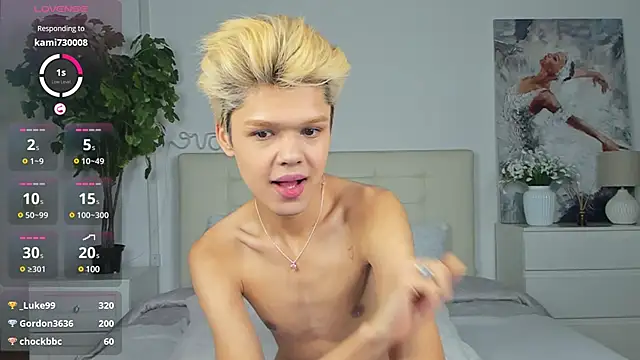 Snapshot of Felix_Rey chatting on March 10, 1:45 am Felix Rey online show from March 10, 1:45 am