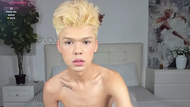 Snapshot of Felix_Rey chatting on November 24, 3:34 pm Felix Rey online show from November 24, 3:34 pm