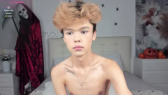 Snapshot of Felix_Rey chatting on October 25, 6:19 pm Felix Rey online show from October 25, 6:19 pm