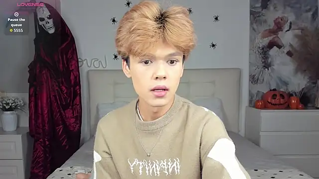 Snapshot of Felix_Rey chatting on October 15, 4:04 pm Felix Rey online show from October 15, 4:04 pm