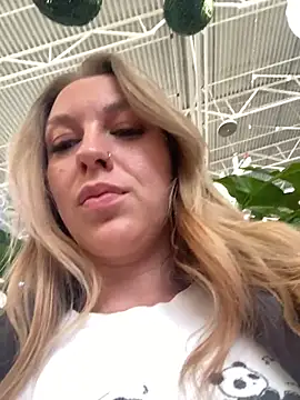 Sweet   Emily online show from November 4, 11:36 am