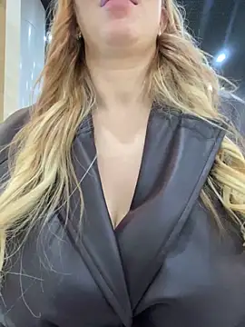 Sweet   Emily online show from February 7, 5:40 pm