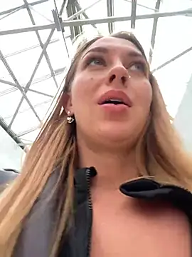 Sweet   Emily online show from March 10, 1:32 pm