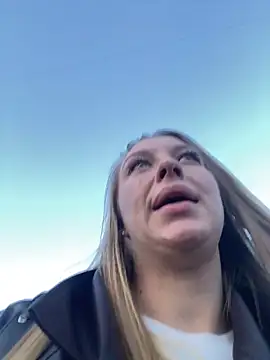 Sweet   Emily online show from November 14, 11:58 am