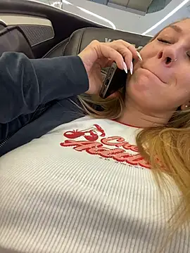 Sweet   Emily online show from November 18, 1:36 pm