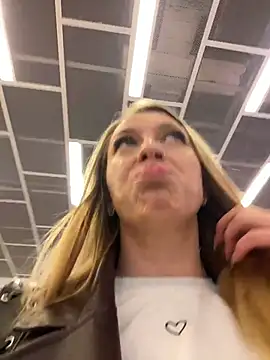 Sweet   Emily online show from October 17, 1:13 pm