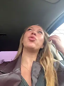 Sweet   Emily online show from November 10, 12:21 pm