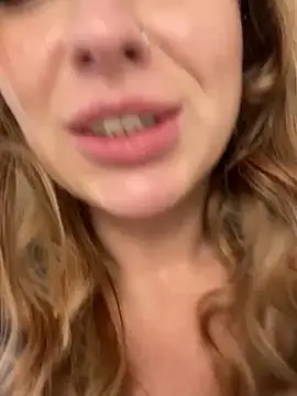 Sweet   Emily online show from January 28, 2:42 pm