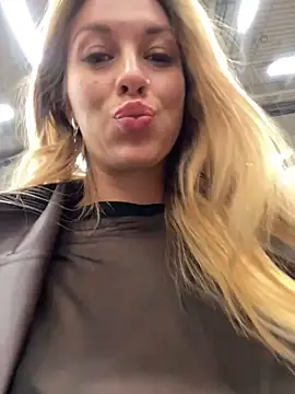 Sweet   Emily online show from March 12, 5:13 am