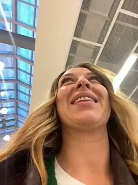 Sweet   Emily online show from January 18, 1:14 pm