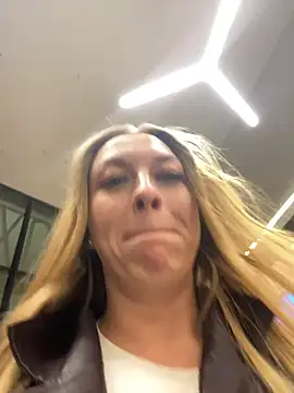 Sweet   Emily online show from November 12, 4:33 pm