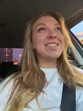 Sweet   Emily online show from December 15, 1:06 pm