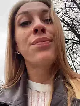 Sweet   Emily online show from March 11, 1:12 pm