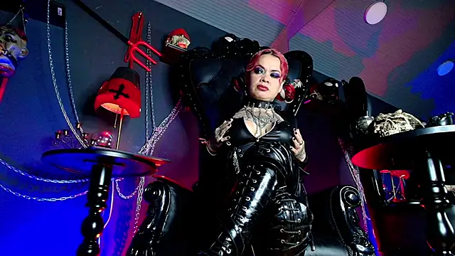 MorganaCrowley online show from April 2, 11:17 am