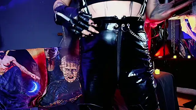 MorganaCrowley online show from October 24, 12:04 pm