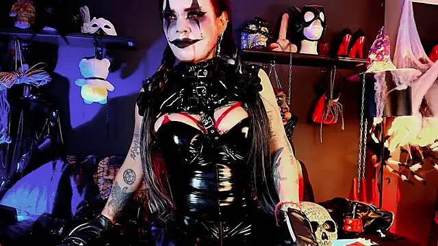 MorganaCrowley online show from October 31, 6:26 pm