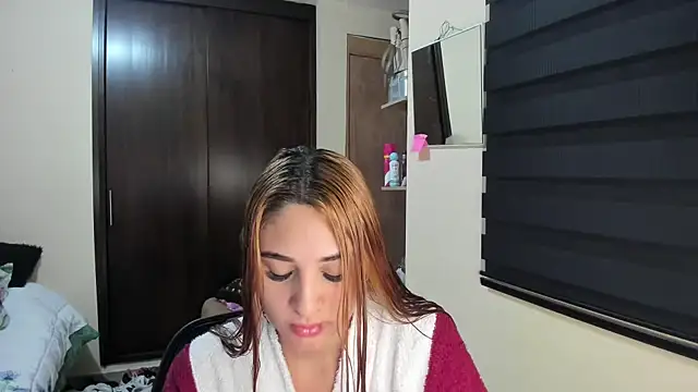 Amy Walker online show from April 15, 7:18 pm