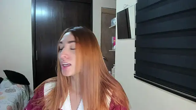 Amy Walker online show from February 28, 7:02 pm