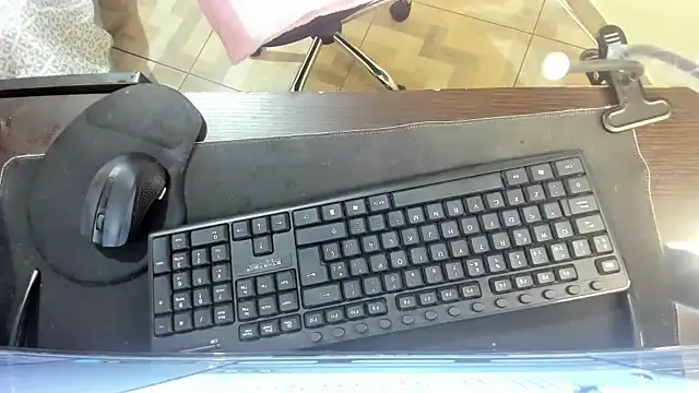 Amy Walker online show from March 29, 4:30 pm