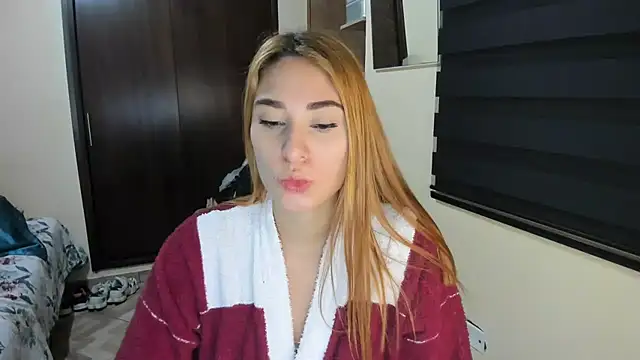 Snapshot of Amy_Walker chatting on June 11, 5:21 pm Amy Walker online show from June 11, 5:21 pm