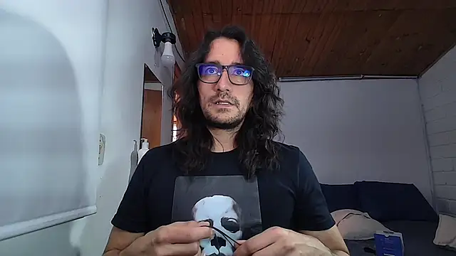 RustyGray online show from December 3, 7:17 pm