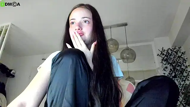 IreneVON online show from May 9, 3:21 am