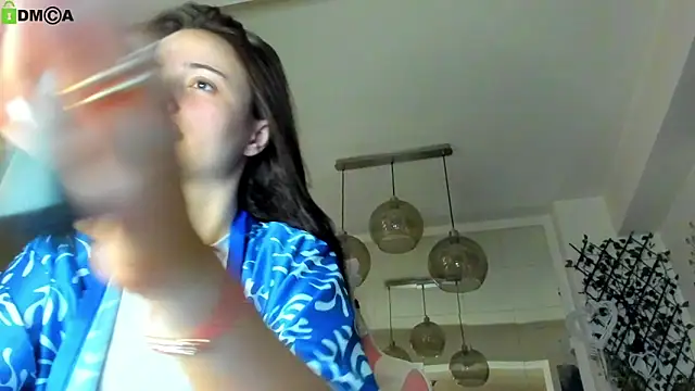 IreneVON online show from March 30, 3:19 am