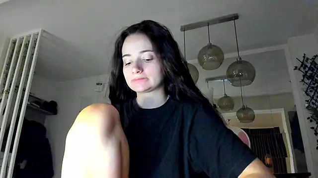 IreneVON online show from February 8, 4:43 am