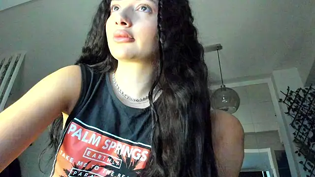 IreneVON online show from November 8, 6:17 am