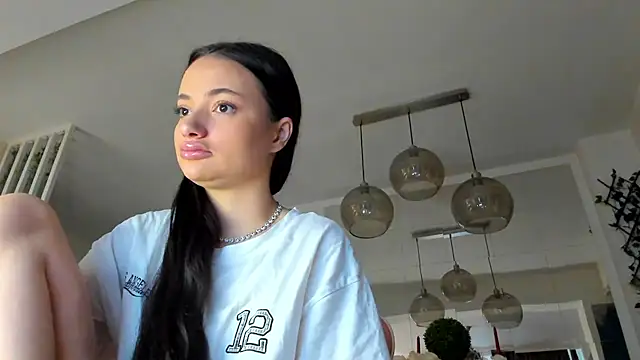 IreneVON online show from November 16, 6:18 am