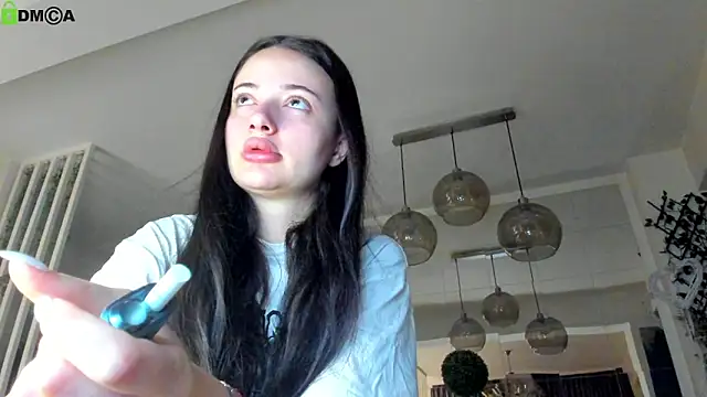 IreneVON online show from March 19, 4:01 am