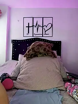 EimyParker  online show from December 3, 2:27 pm