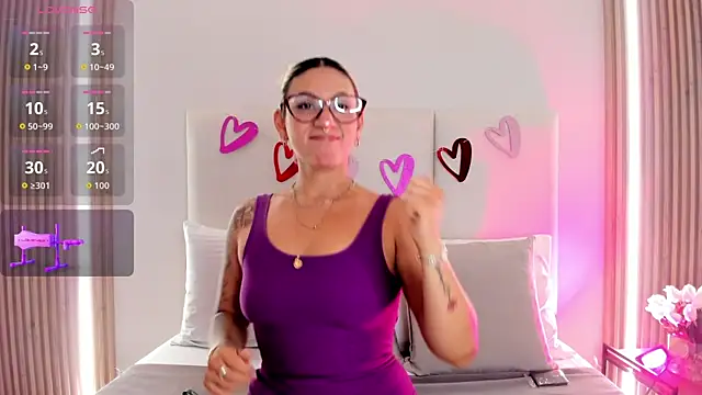 Emily robertss online show from February 18, 7:21 pm