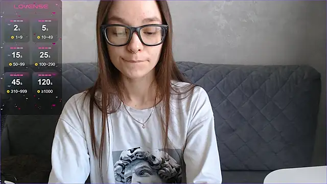 Snapshot of Amarieni chatting on March 19, 2:13 pm Amarieni online show from March 19, 2:13 pm