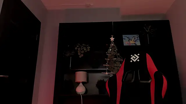 FioraMarmoris online show from February 8, 6:00 am