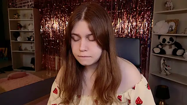 FioraMarmoris online show from April 12, 5:11 am