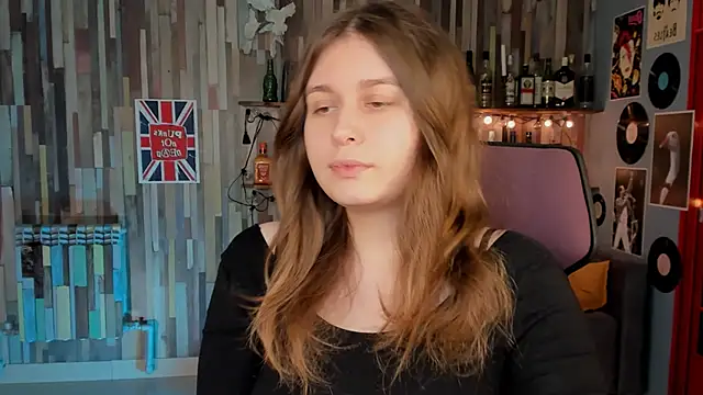 FioraMarmoris online show from November 27, 1:11 pm